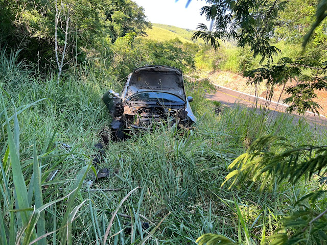 Marquinho: Motorista fica ferido apÃ³s colidir veÃ­culo em paredÃ£o de pedra na PR 158