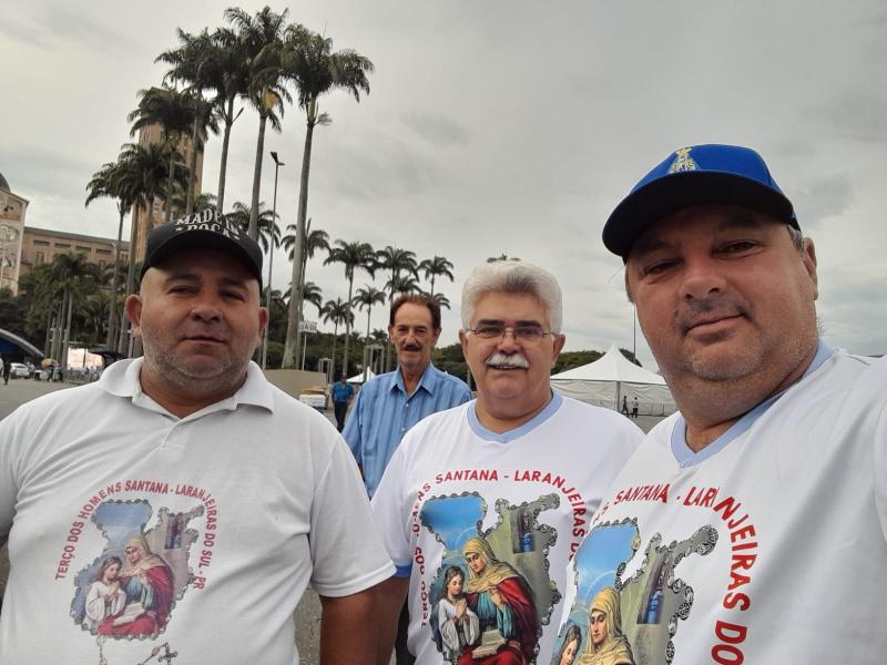 Romaria de Laranjeiras do Sul participou da Abertura do Encontro Nacional do TerÃ§o dos Homens