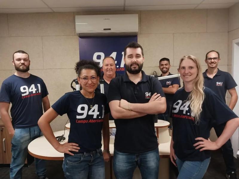 Campo Abeto FM Comemora 33 anos nesta segunda (13) com programaÃ§Ã£o especial