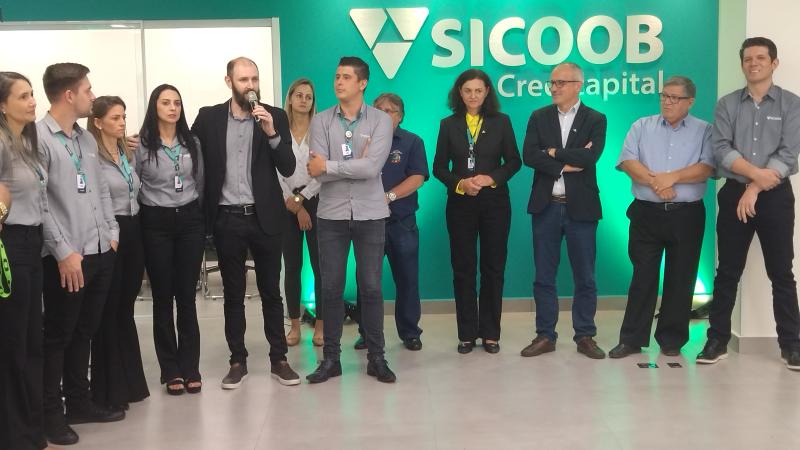 Sicoob Credicapital reinaugura agÃªncia em novo endereÃ§o em Rio Bonito do IguaÃ§u 