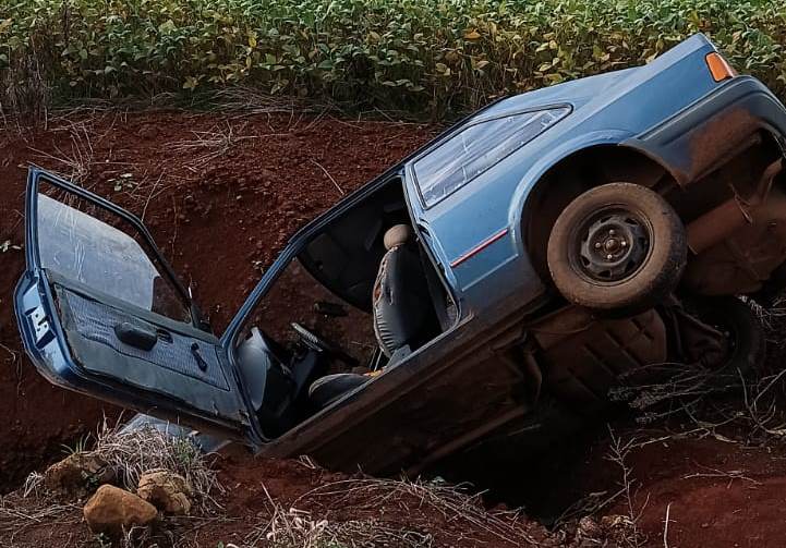 Laranjeiras: Corpo de homem Ã© encontrado dentro de porta-malas de veÃ­culo no Gramadinho 