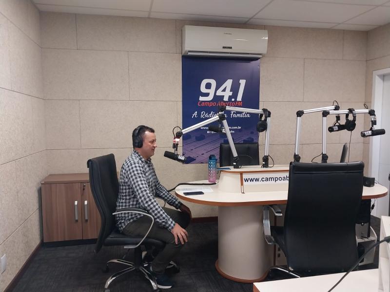 Padre SebastiÃ£o Gulart participa do Programa Tarde em Movimento 