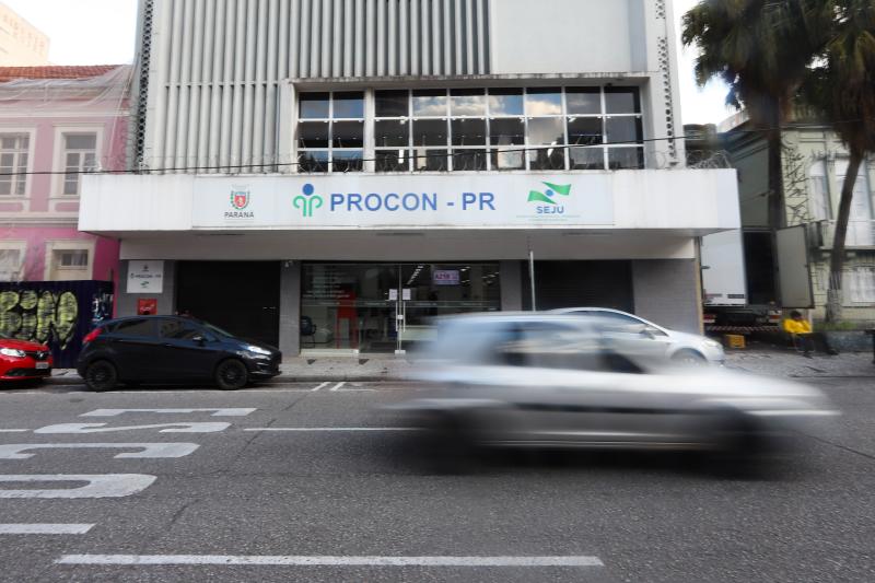 Procon ParanÃ¡ alerta sobre novo golpe do falso presente de PÃ¡scoa