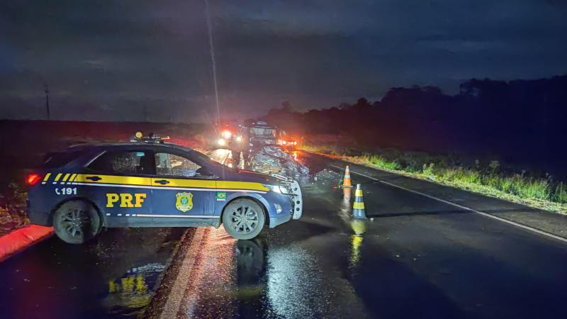 CandÃ³i: Duas pessoas morrem em grave acidente da BR 373