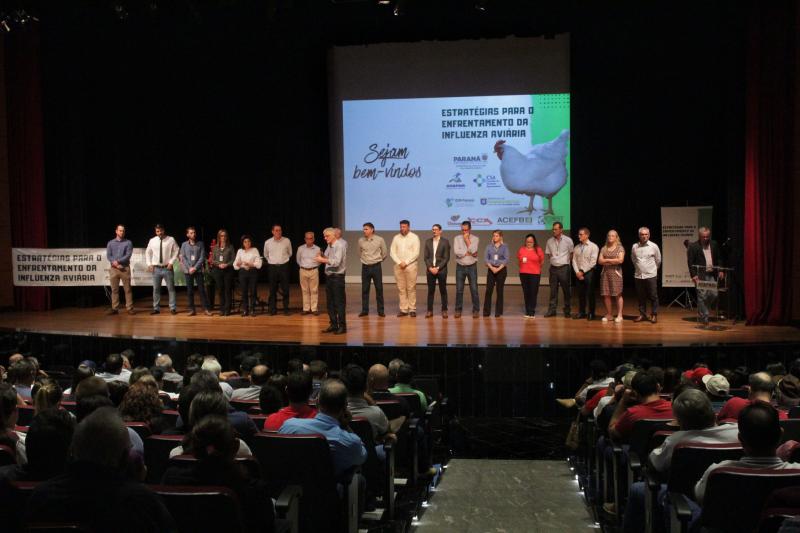 No Sudoeste, Sistema de Agricultura do ParanÃ¡ debate prevenÃ§Ã£o da influenza aviÃ¡ria