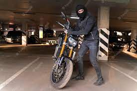 Cantagalo: Moto Ã© furtada no interior de Cantagalo e abandonada no interior de Marquinho 