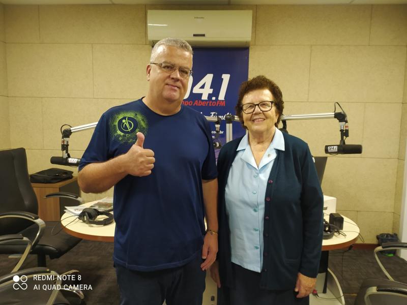 Campo Aberto FM recebe a visita da IrmÃ£ Dalva para reforÃ§ar sobre a ConvivÃªncia Vocacional