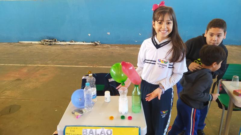 Escola LeocÃ¡dio JosÃ© Correia realizou a Feira de CiÃªncias