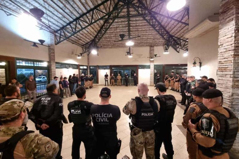 Com 47 mandados, PCPR e PMPR deflagram operaÃ§Ã£o contra grupo ligado ao trÃ¡fico em MaringÃ¡