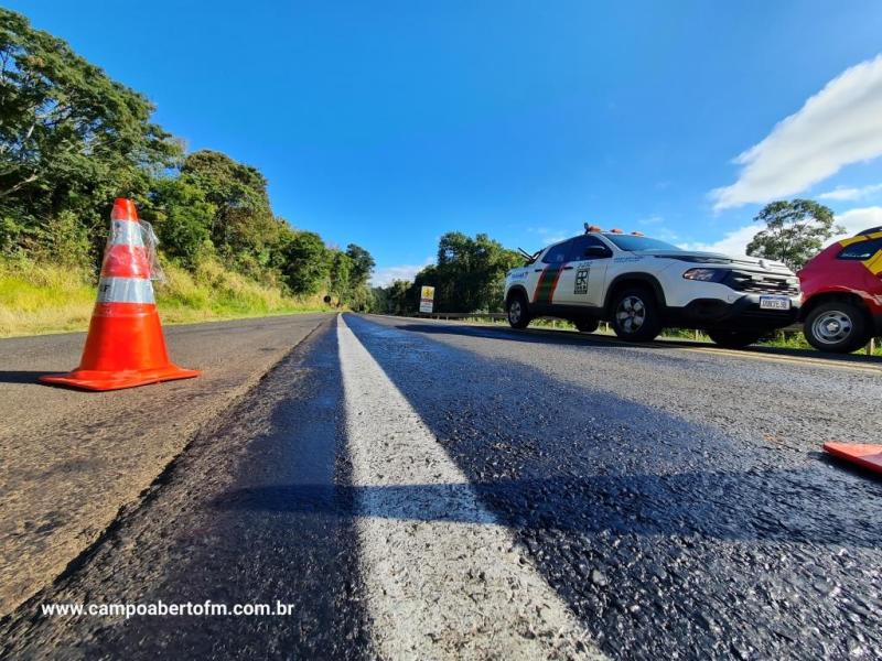 ApÃ³s mais de 24 h de interdiÃ§Ã£o, BR 277 em Nova Laranjeiras Ã© liberada para trÃ¡fego que ocorre no sistema pare-e-siga