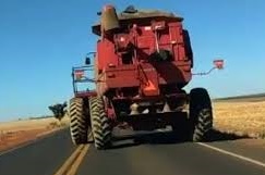 PRF Realiza campanha de conscientizaÃ§Ã£o sobre o transporte de tratores em via pÃºblica