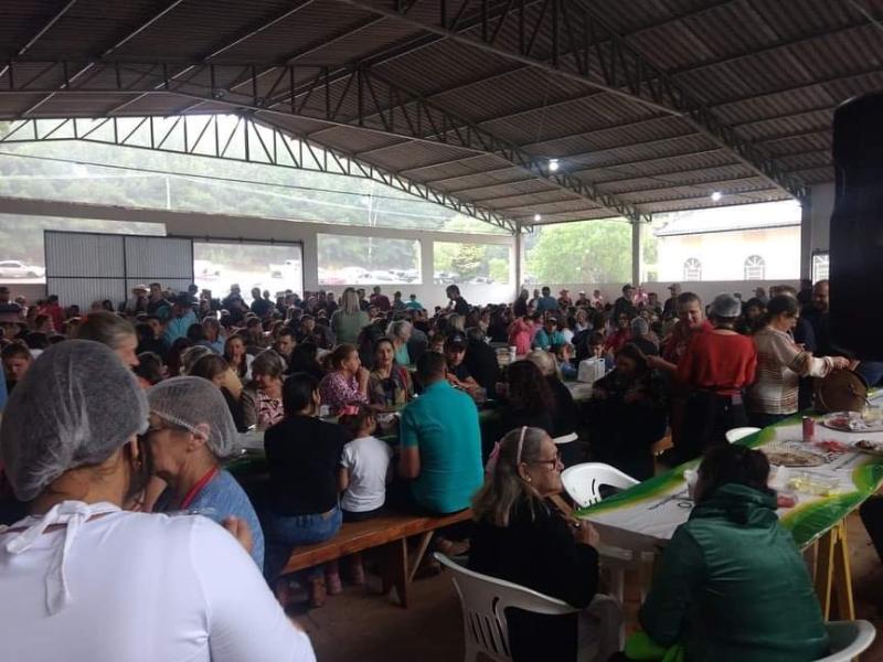 Comunidade do Campo das CrianÃ§as realizou a Festa em Louvor a Santo AntÃ´nio em Virmond