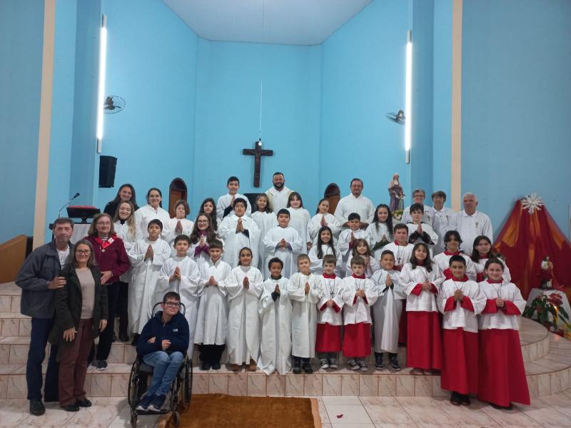 LS: Imagem de SantÂ´Ana foi acolhida com CelebraÃ§Ã£o da Santa Missa no Bairro Cristo Rei