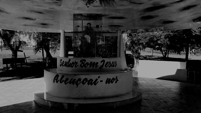 LS: Comunidade do Campo Mendes continua resgatando fotos antigas da Igreja e da 1Âª Gruta