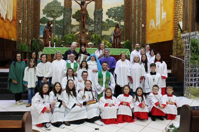 3Âº Dia Da Novena em louvor a Padroeira SantÂ´Ana teve a presenÃ§a da ParÃ³quia SÃ£o JoÃ£o Batista de Nova Laranjeiras