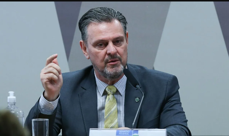CPI do MST: â€œReivindicaÃ§Ãµes sÃ£o legÃ­timas, mas sem invasÃ£oâ€, diz Ministro da Agricultura