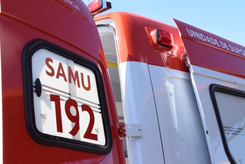 CandÃ³i: Motorista foge apÃ³s se envolver em acidente na BR 277