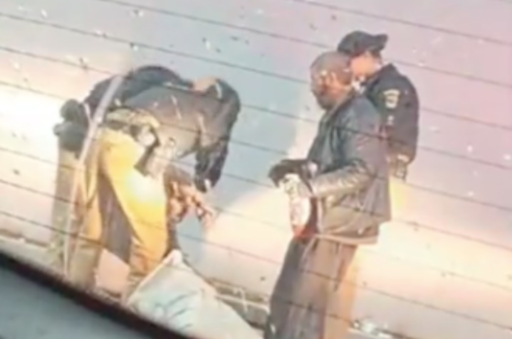 Pitanga: Policiais militares agridem homem em situaÃ§Ã£o de rua