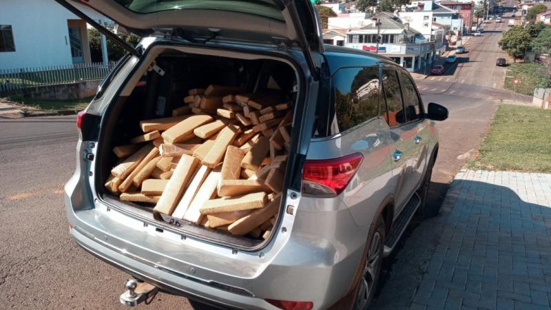 Chopinzinho: PRE apreende mais de 300kg de maconha em veÃ­culo Toyota/SW4