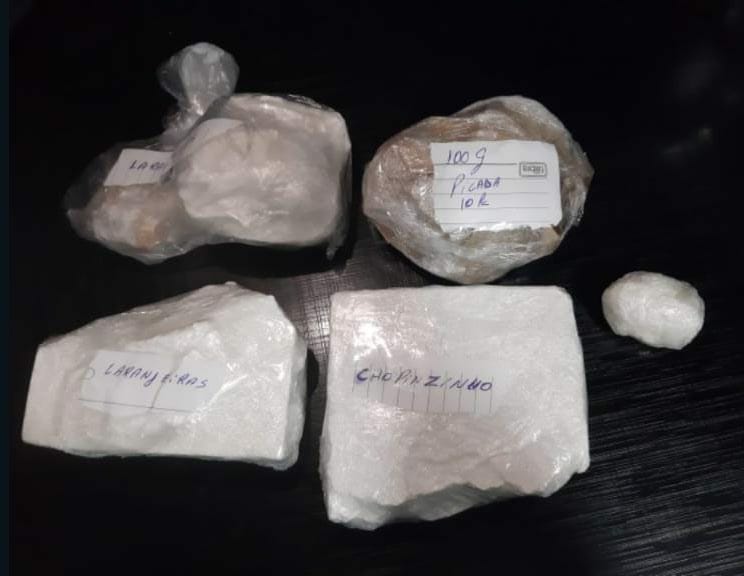 LS: Casal de traficantes Ã© preso com 33g de crack e mais de 1kg de cocaÃ­na 