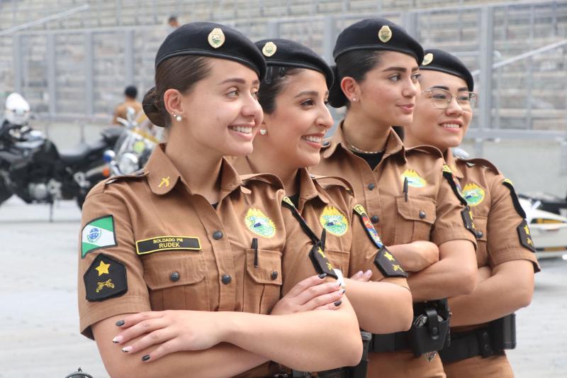 467 mulheres fazem parte da nova turma de policiais militares no ParanÃ¡