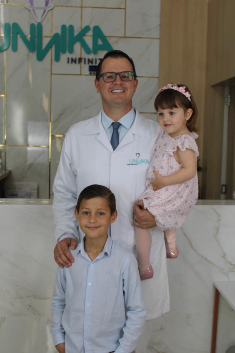 Hoje Ã© 3 de outubro dia Mundial do Dentista