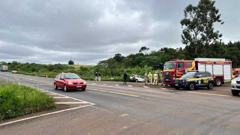 4 pessoas morrem em acidente na BR 277 no trevo de acesso a Goioxim