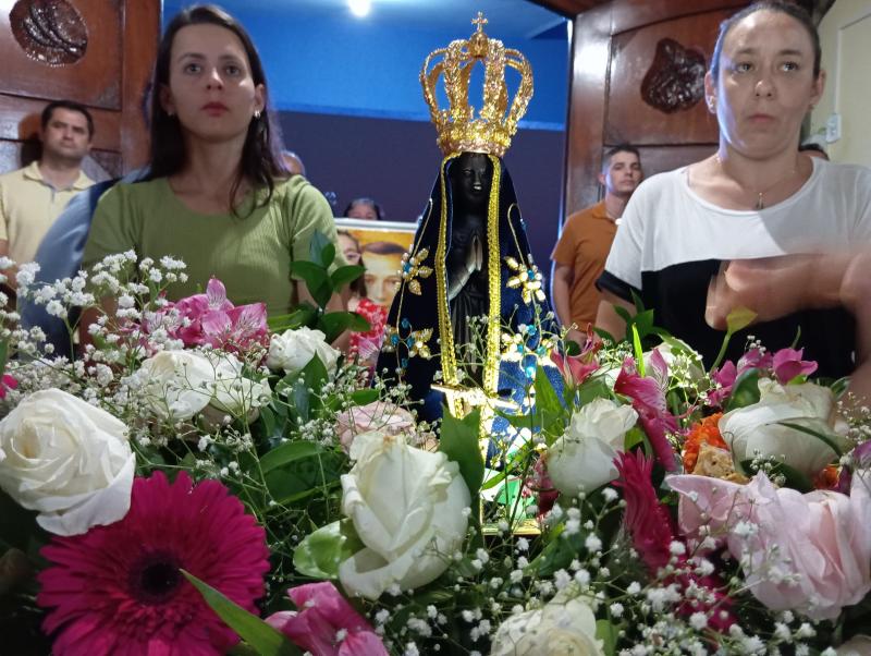 8Âº Dia da Novena de Aparecida em Laranjeiras do Sul teve benÃ§Ã£o para os professores e funcionÃ¡rios pÃºblicos