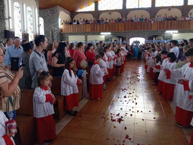 N. Sra. Aparecida - Missa das CrianÃ§as (12/10)