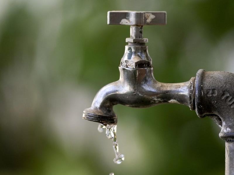 LARANJEIRAS DO SUL, CANDÃ“I, PITANGA, E QUEDAS DO IGUAÃ‡U, tem problemas de abastecimento de Ã¡gua 