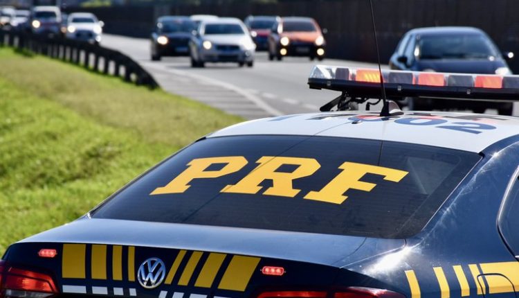 PRF inicia OperaÃ§Ã£o Finados 2023 em todas as rodovias federais