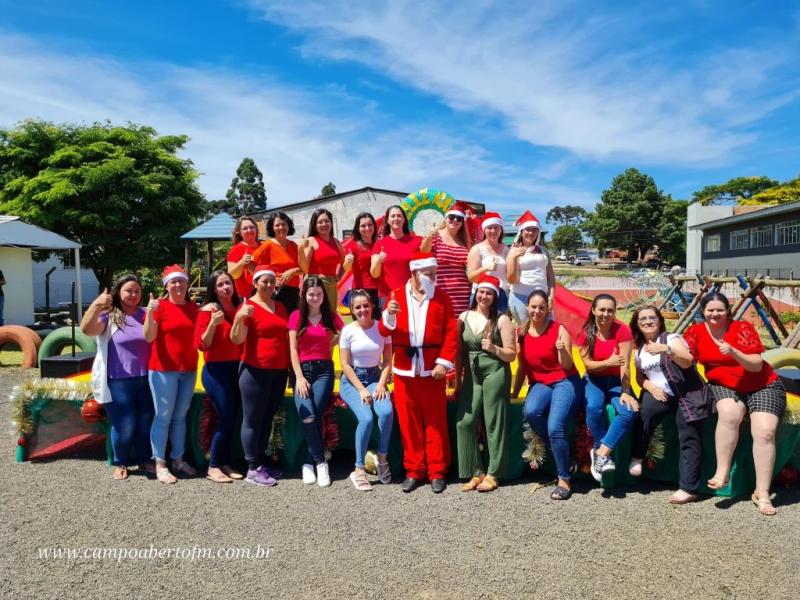 CMEI Jardim Alvorada encerra ano com apresentaÃ§Ã£o dos alunos