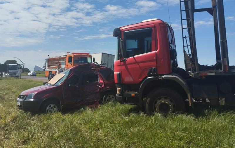 Candói: Acidente na BR 277 no trevo do Três Pinheiros faz uma vítima fatal