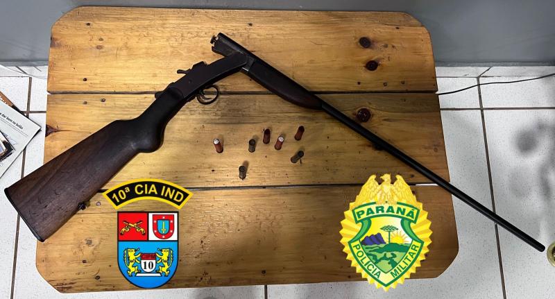 LS: ApÃ³s agredir sua companheira homem Ã© preso com espingarda e muniÃ§Ãµes