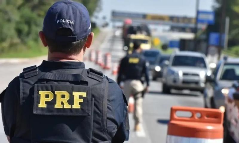 Acidente envolvendo 8 veÃ­culos na BR 277 em Guarapuava resulta em um morto e seis feridos