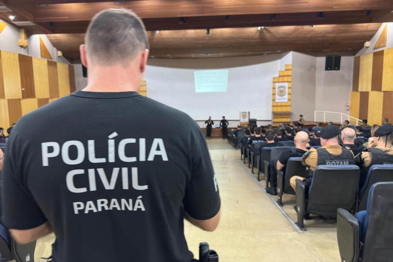 Com 50 mandados de prisÃ£o, forÃ§as de seguranÃ§a deflagram operaÃ§Ã£o em Quedas do IguaÃ§u