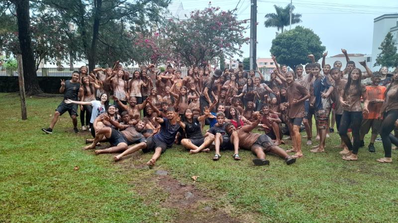 LS: O Movimento MissionÃ¡rio de Jovens Xaverianos  realizaram o Carnaval com Cristo
