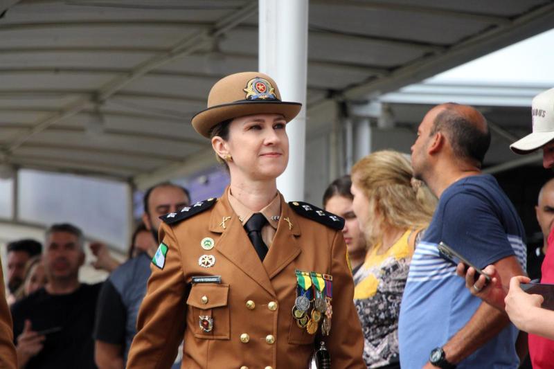 Maria Fernanda Ã© a primeira mulher a comandar o ColÃ©gio da PolÃ­cia Militar do ParanÃ¡