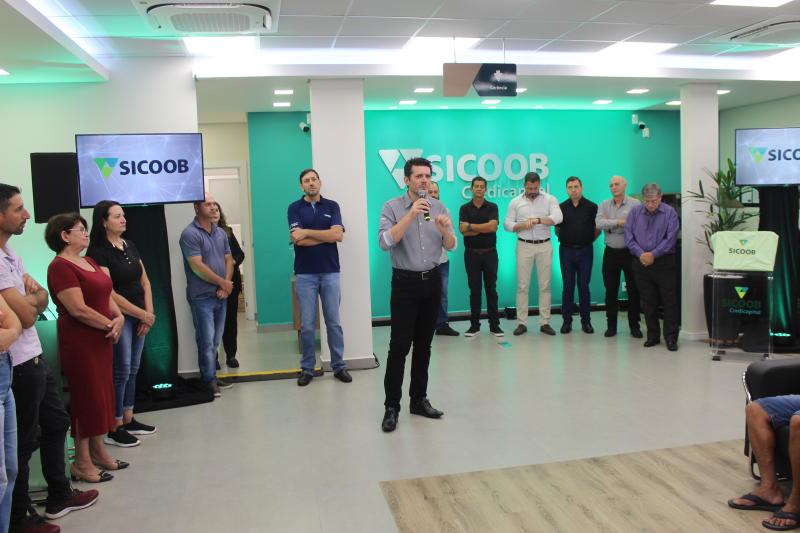 TrÃªs Barras do ParanÃ¡ recebe nova agÃªncia do Sicoob Credicapital