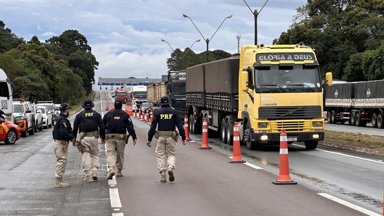 PRF inicia OperaÃ§Ã£o Semana Santa 2024 no ParanÃ¡