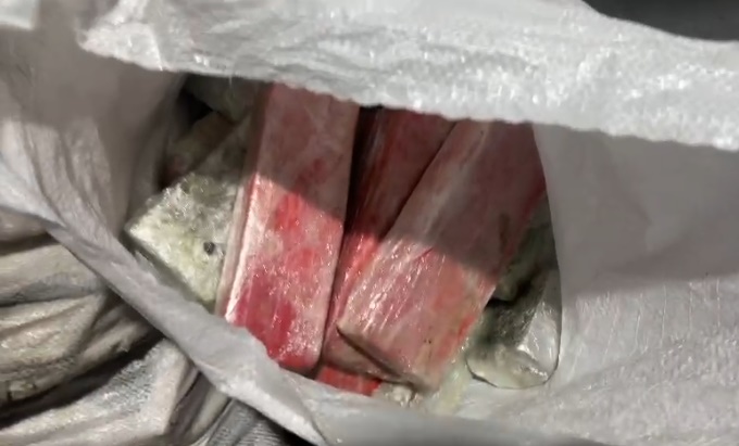 Virmond: PRF apreende quase 100kg de maconha em veÃ­culo argentino