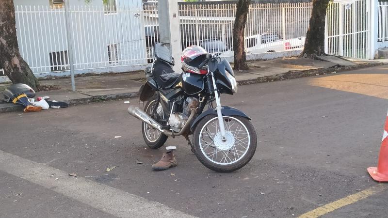 LS: Motociclista fica ferido apÃ³s colisÃ£o envolvendo trÃªs veÃ­culos