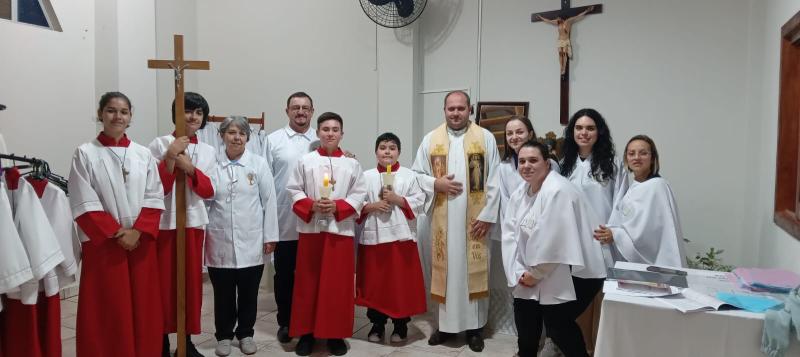 CelebraÃ§Ã£o dos 40 anos da Comunidade Nossa Senhora do PerpÃ©tuo Socorro no Bairro Cristo Rei teve prosseguimento da Missa com Novena