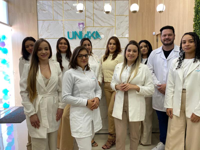 Unnika Centro OdontolÃ³gico comemora 4 anos em Laranjeiras do Sul 