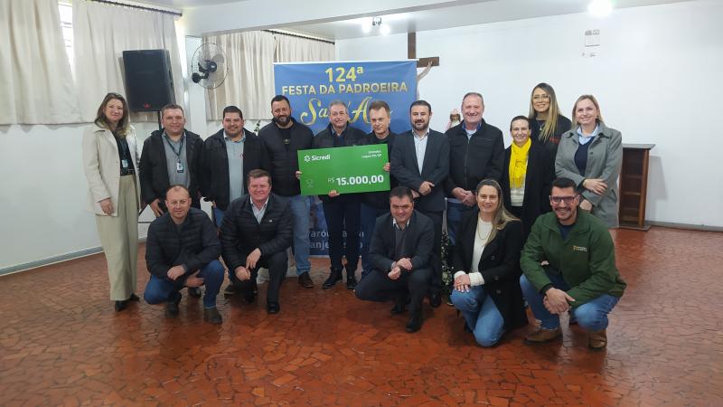 LS: Entrega dos prÃªmios da contribuiÃ§Ã£o premiada da festa de Sant' Ana foi realizada nesta segunda (12).