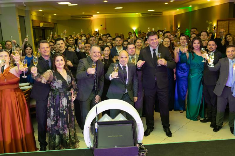 Cresol Vale das Ãguas PR/MG promoveu Clube de ExcelÃªncia para agÃªncias destaque no exercÃ­cio de 2023