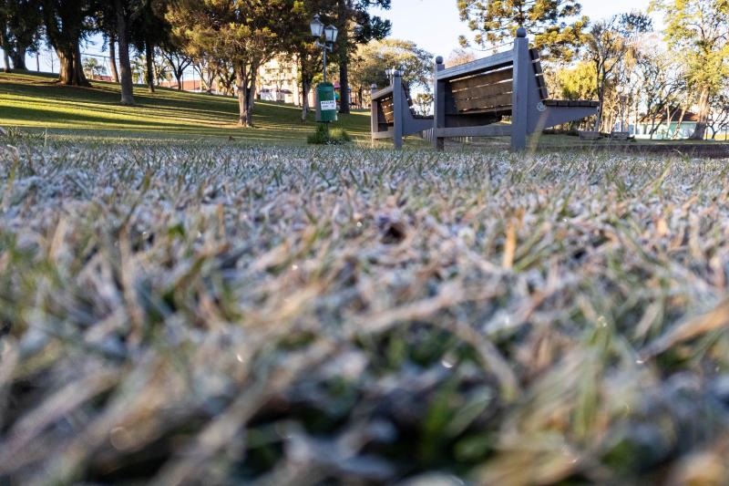Recorde de frio: 18 cidades do ParanÃ¡ registram a temperatura mais baixa do ano