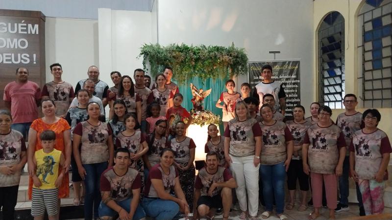 3Âº dia da Novena em louvor a SÃ£o Miguel teve a participaÃ§Ã£o da Comunidade Frei GalvÃ£o e RCC