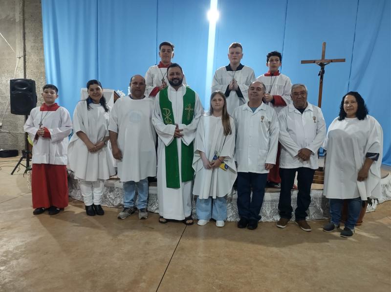 8Âº Dia das Novenas em louvor a Frei GalvÃ£o teve a participaÃ§Ã£o de dezenas de FiÃ©is 