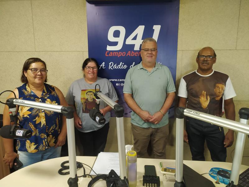 Equipe da Comunidade Frei GalvÃ£o do BancÃ¡rio visitou a Campo Aberto FM